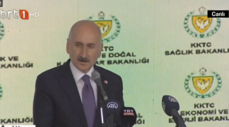 TC Ulaştırma ve Altyapı Bakanı Karaismailoğlu:Kıbrıs-Trabzon uçak seferleri Aralık ayında başlayacak