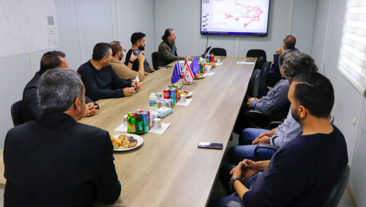 Gazimağusa Belediye Başkanı Uluçay kanalizasyon çalışmaları hakkında bilgi aldı