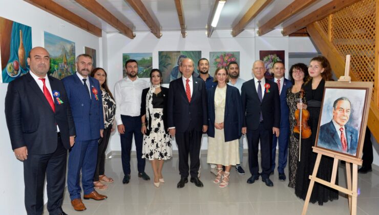 “Haydar Aliyev’in Hayatından 100 An” kitabının imza töreni yapıldı