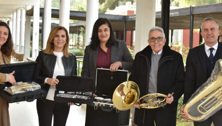 Lefkoşa Türk Lisesi’nin tarihi bandosu 57 yıl sonra yeniden hayat buluyor: “Zeki Taner hep hatırlanacak”