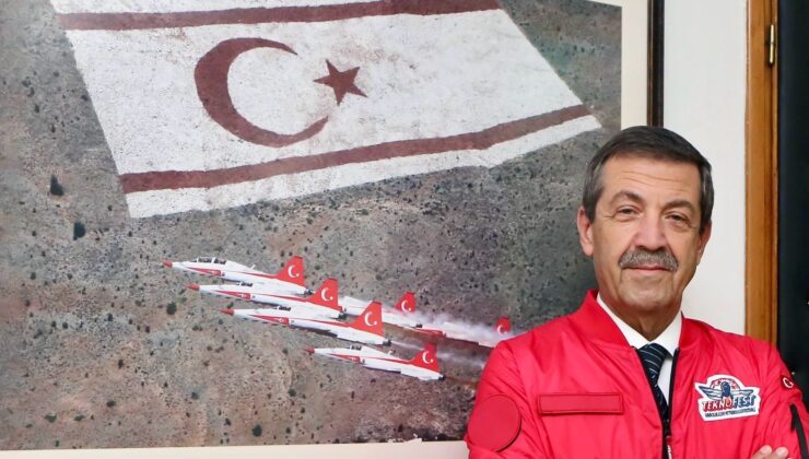 Dışişleri Bakanı Tahsin Ertuğruloğlu’ndan Teknofest’te katılım çağrısı: “Herkesi Teknofest’te geleceğe tanıklığa çağırıyorum”
