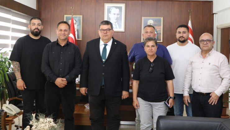 Maliye Bakanı Berova, Bağımsız Şoför Okulları ve Sürücü Kursları Birliği heyetini kabul etti