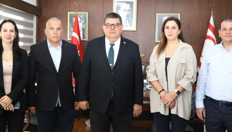 Maliye Bakanı Berova, Bay-Sen heyetini kabul etti