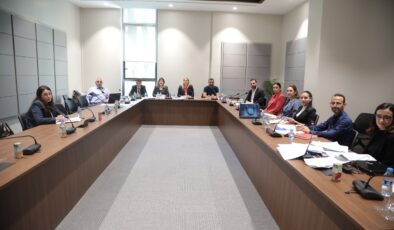 “Yabancıların Çalışma İzinleri (Değişiklik) Yasa Tasarısı” oy birliğiyle onaylanarak Genel Kurul gündemine sevk edildi