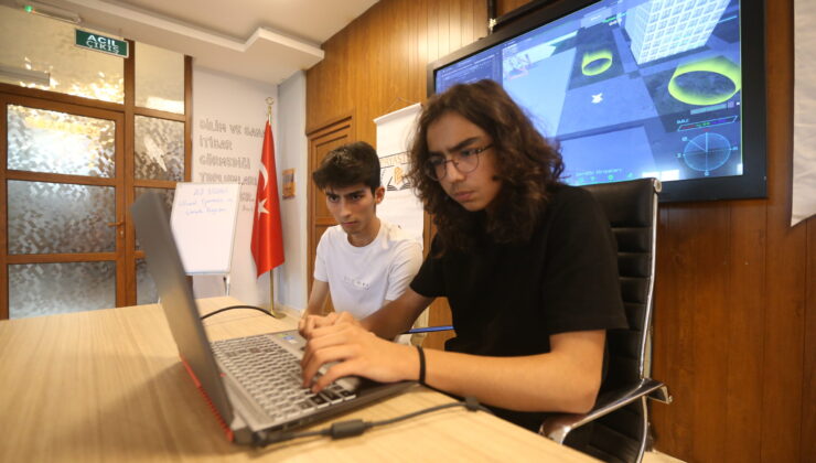 Hataylı öğrenciler TEKNOFEST’in Uçan Araba Simülasyon Yarışması’nda mücadele edecek