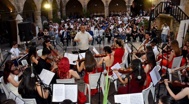 “Atatürk’le Yeniden Doğmak 2. Gençlik Konseri” Büyük Han’da gerçekleştirildi