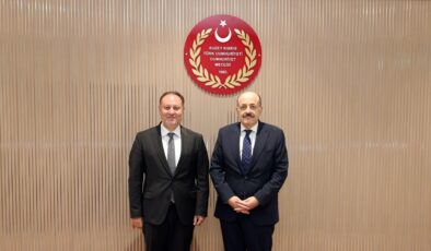 Öztürkler, Prof. Dr. Saraç’ı kabul etti