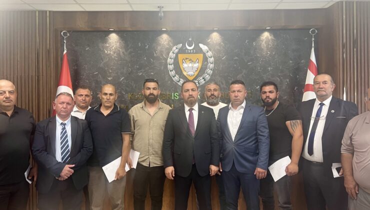 Tarım ve Doğal Kaynaklar Bakanı Çavuş, Kıbrıs Türk Çiftçiler Birliği’ni kabul etti