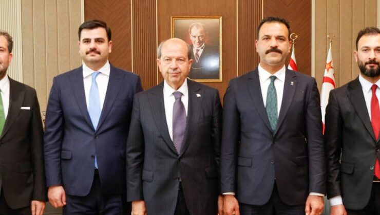 Cumhurbaşkanı Tatar AK Parti Genel Sekreteri  ve İzmir Milletvekili Eyüp Kadir İnan’ı kabul etti