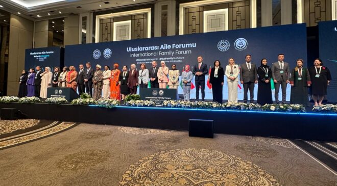 Gardiyanoğlu, İstanbul’daki Uluslararası Aile Forumu’na katıldı
