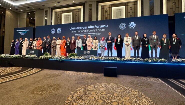 Gardiyanoğlu, İstanbul’daki Uluslararası Aile Forumu’na katıldı