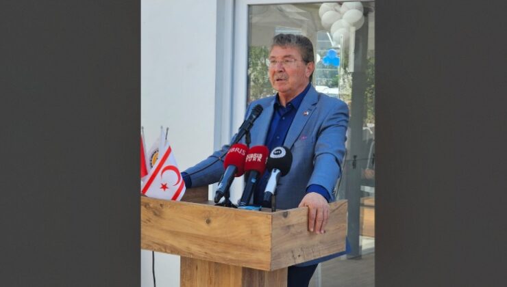 Üstel: Muhtarların özlük haklarını daha da iyileştireceğiz
