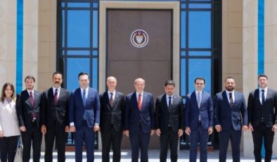 Cumhurbaşkanı Tatar, UBP Gençlik Kolları, AK Parti Gençlik Kolları ile Yeni Azerbaycan Partisi Gençlik Kolları heyetlerini kabul etti