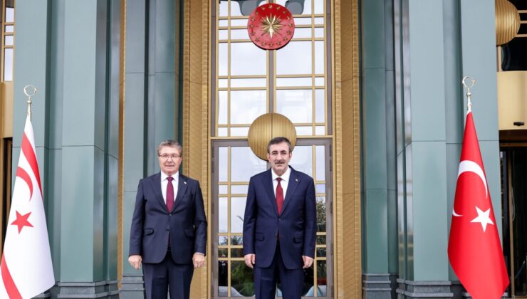 TC Cumhurbaşkanı Yardımcısı Yılmaz, Başbakan Üstel ile görüştü