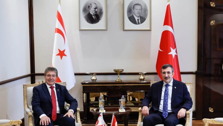 Başbakan Üstel:Görüşmede, İktisadi ve Mali İşbirliği Protokolü, bölgesel ve adada yaşanan gelişmeler ele alındı