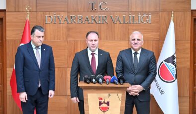 Öztürkler:TC Cumhurbaşkanı Erdoğan’ın KKTC’ye tam üyelik konusundaki açıklaması bize büyük güç verdi